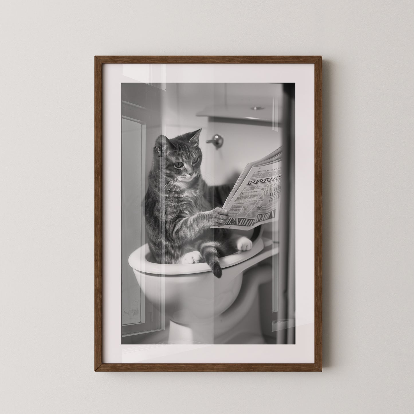 Zeitungslesende Katze S/W