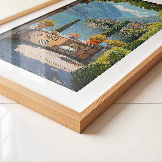 Italienisches Seepanorama lebendig