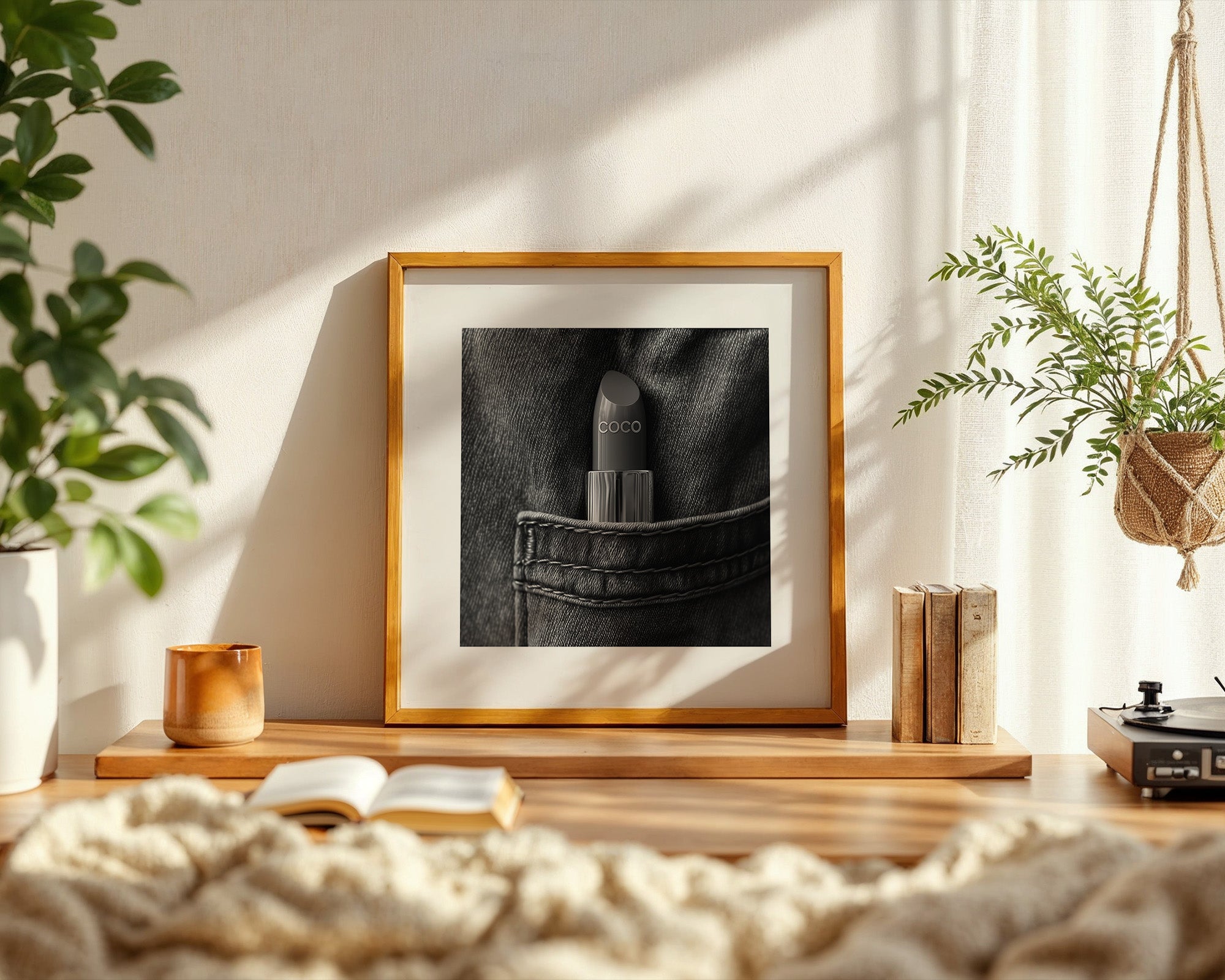 Coco Lippenstift Jeans Tasche