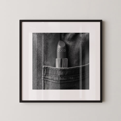 Coco Lippenstift Jeans Tasche