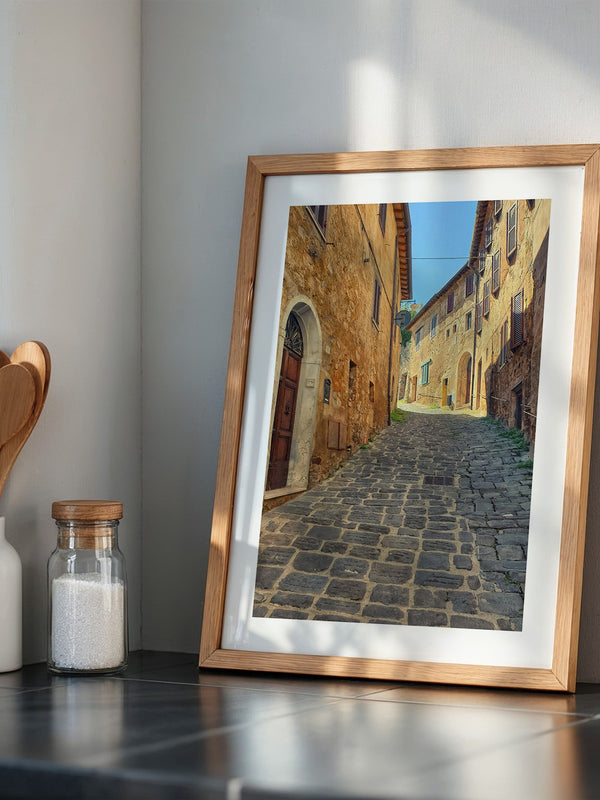Mittelalter Gasse sonnig