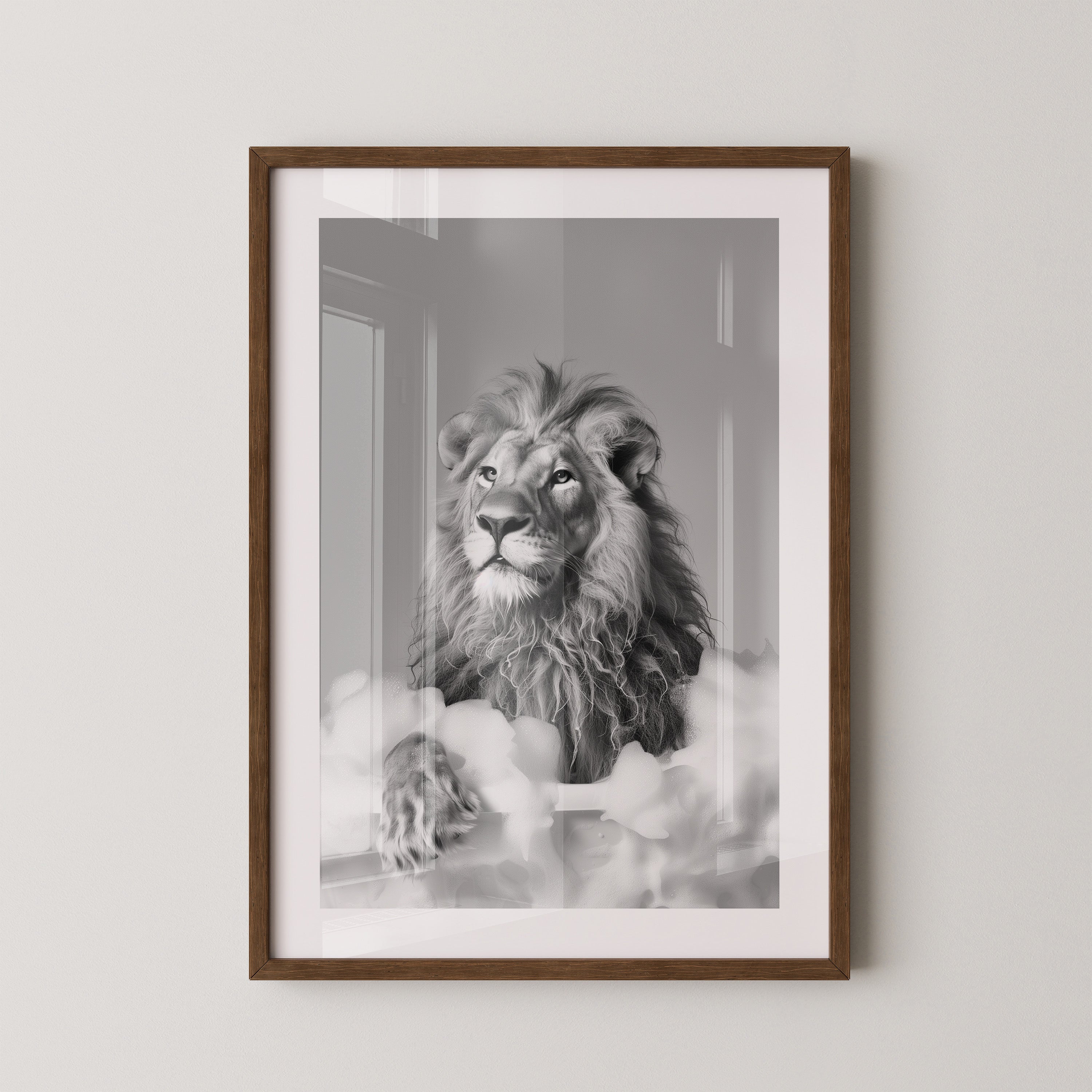 Löwe Badewanne Schwarzweiß