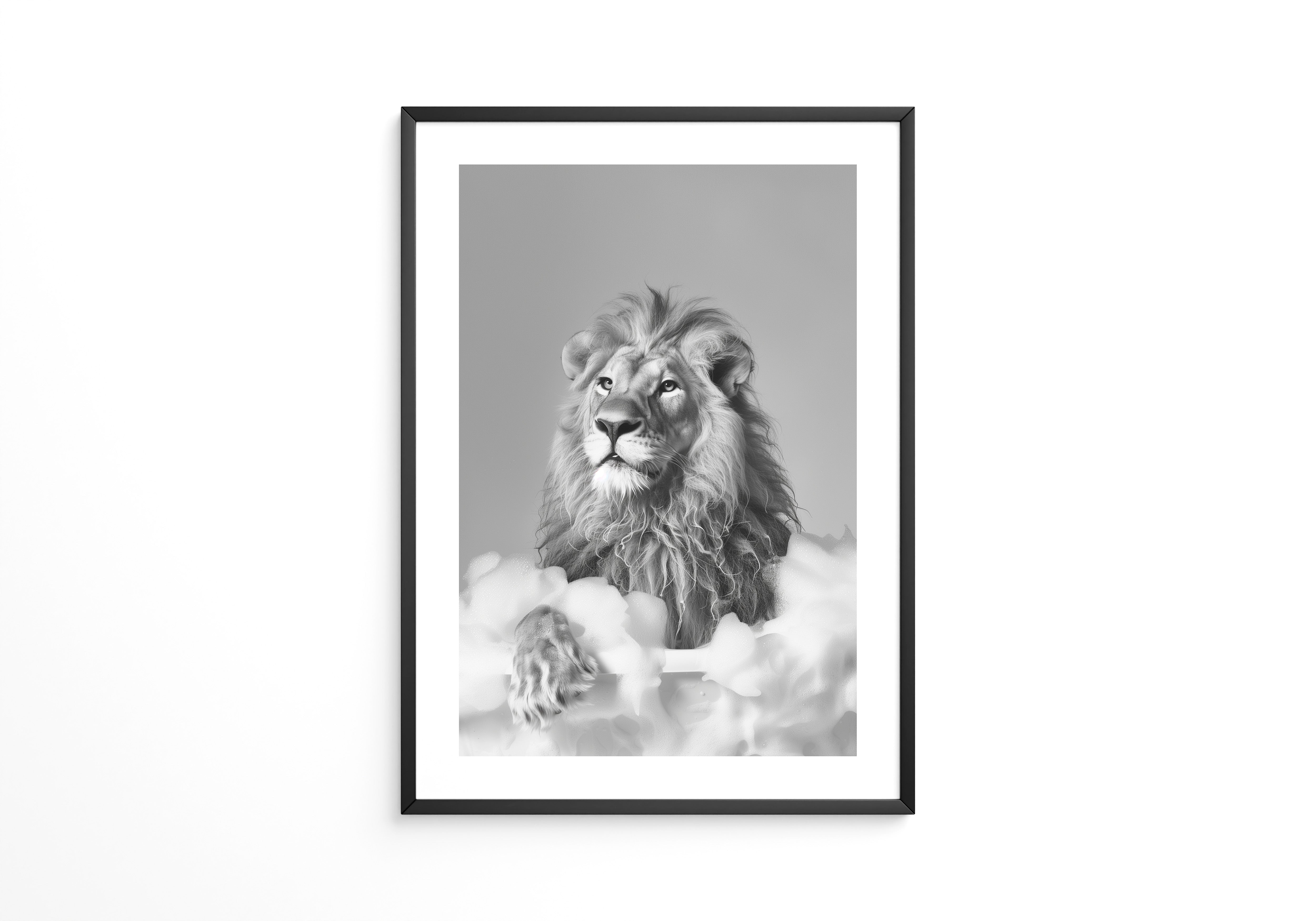 Löwe Badewanne Schwarzweiß