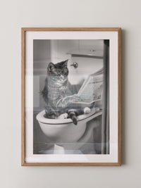 Zeitungslesende Katze S/W