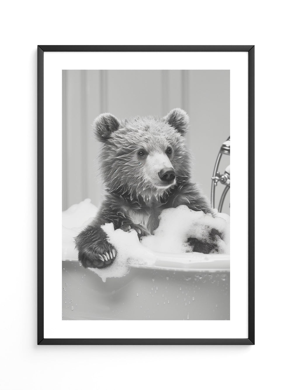 Bärenjunges Schaumbad Schwarzweiß
