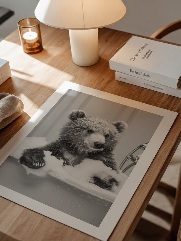 Bärenjunges Schaumbad Schwarzweiß