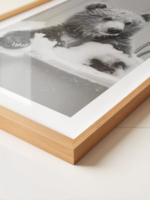 Bärenjunges Schaumbad Schwarzweiß