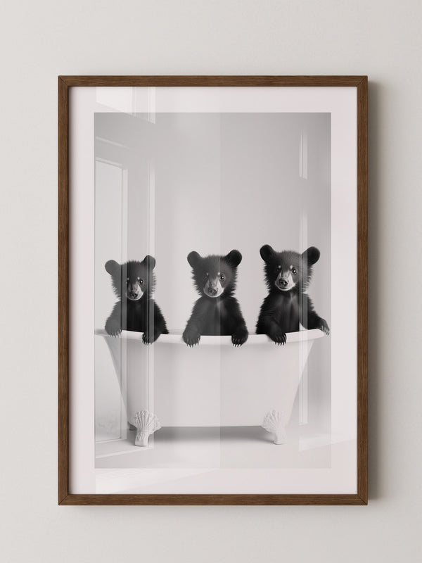 Bärenbabys Badewanne Schwarzweiß