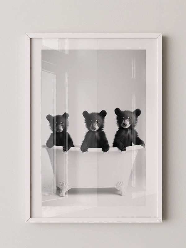 Bärenbabys Badewanne Schwarzweiß