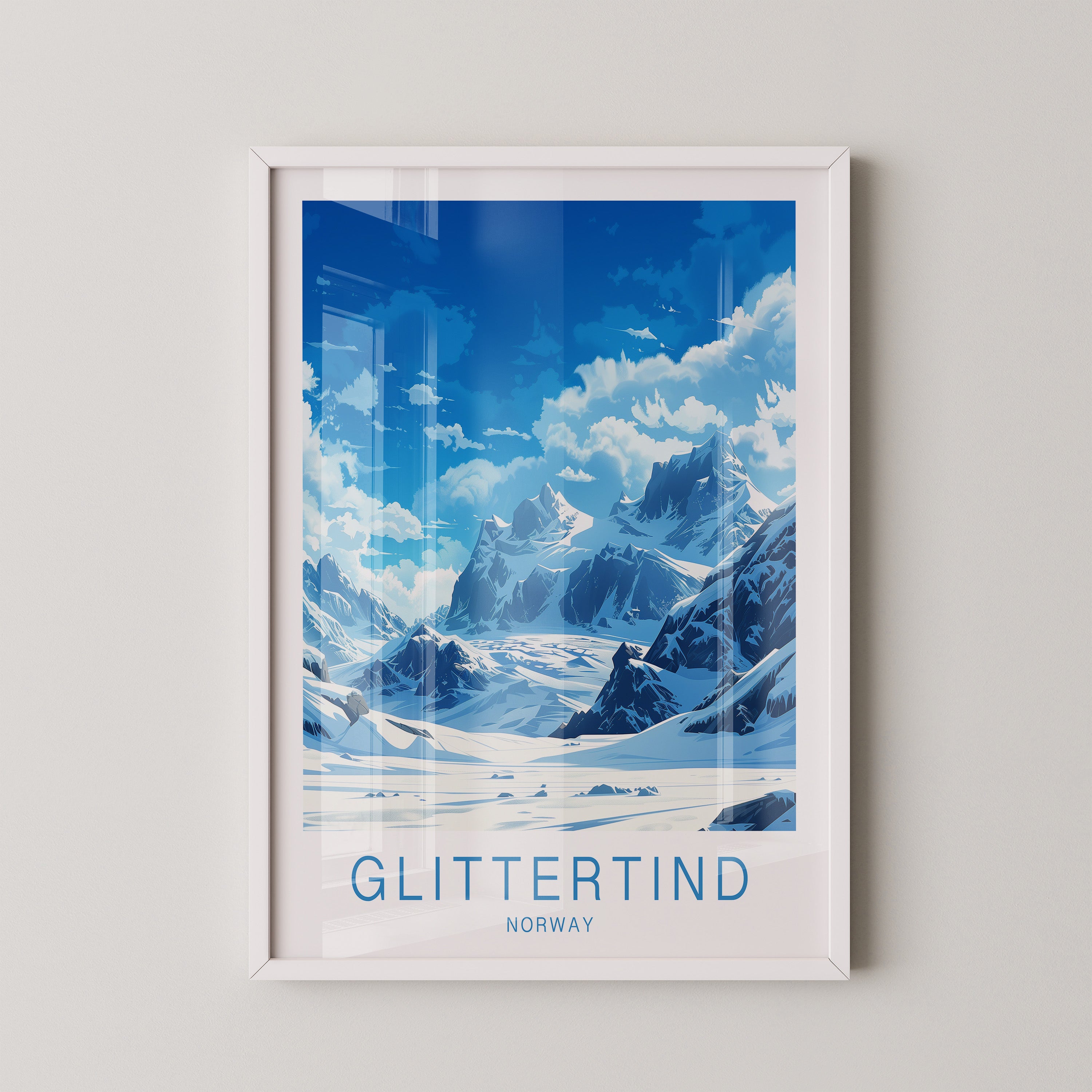 Schneebedeckte Berge in Blau