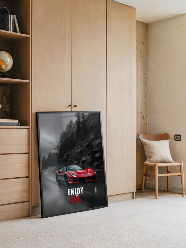 Roter Sportwagen Regenstraße