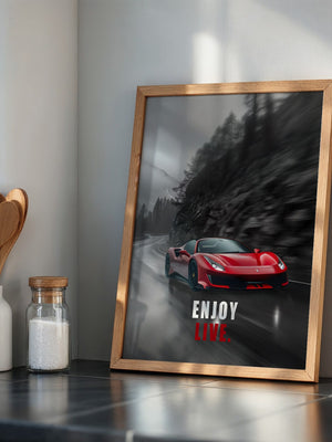 Roter Sportwagen Regenstraße