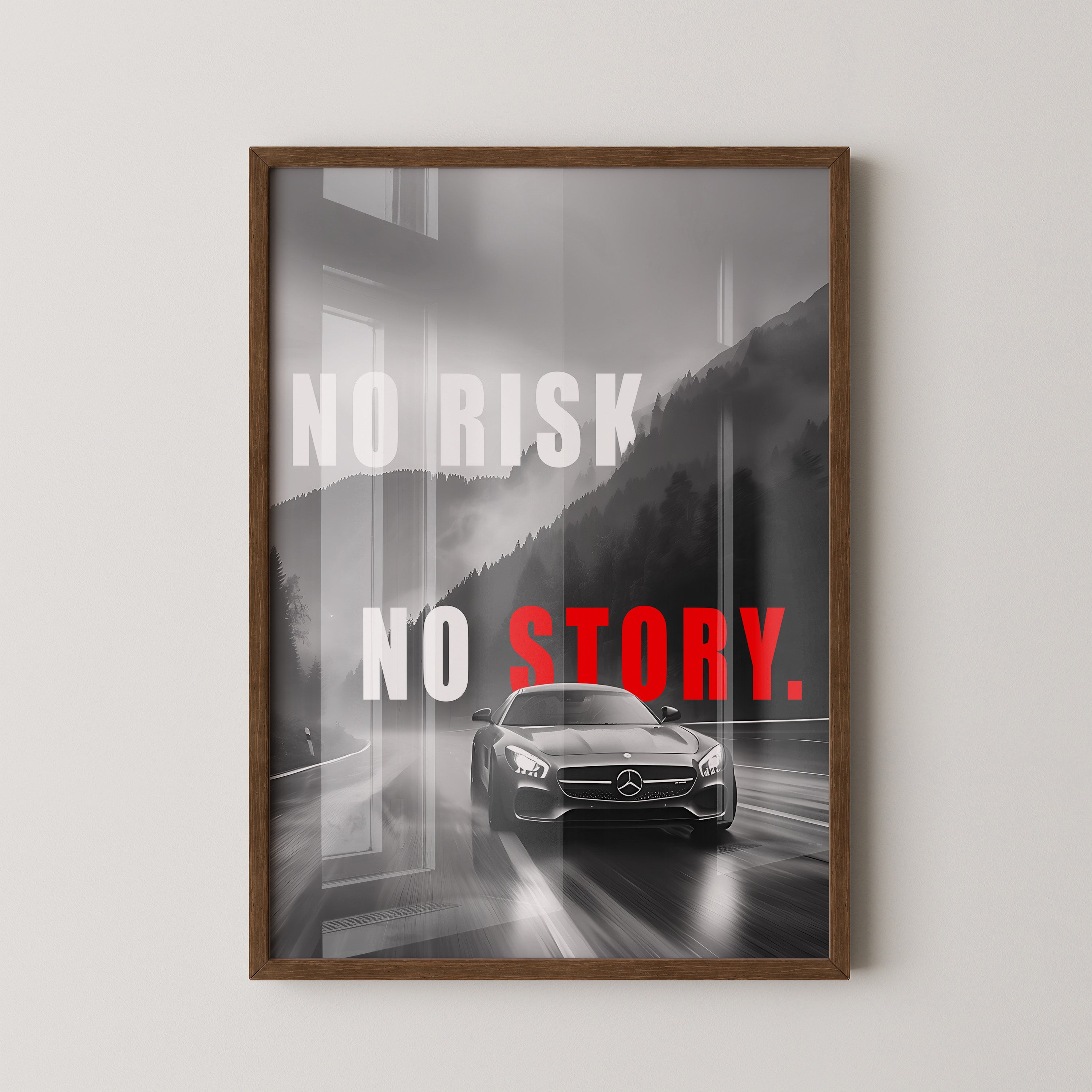 Mercedes Fahrt Regen Graustufen