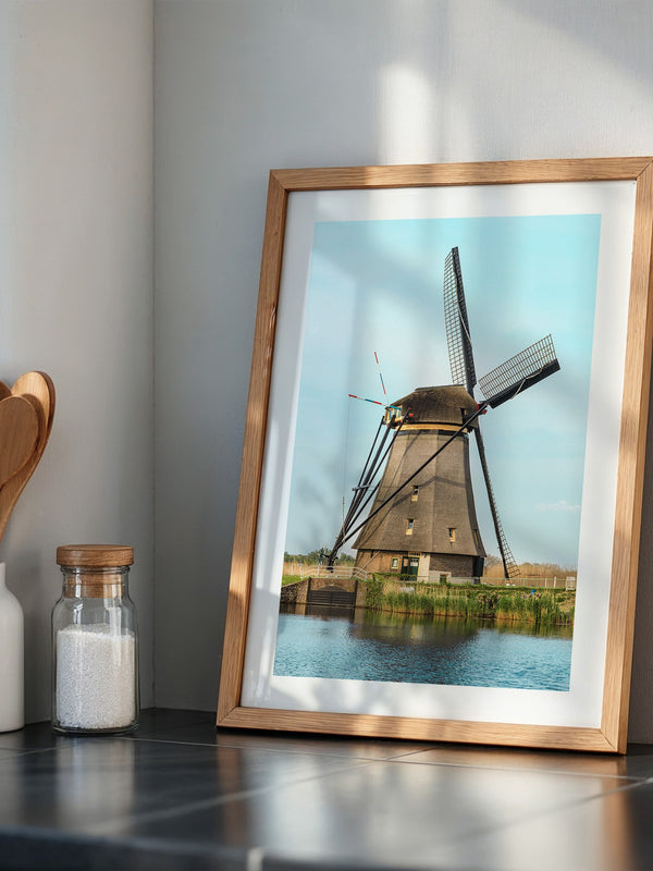 Windmühle Landschaft Pastellblau