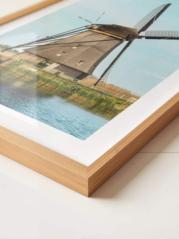 Windmühle Landschaft Pastellblau