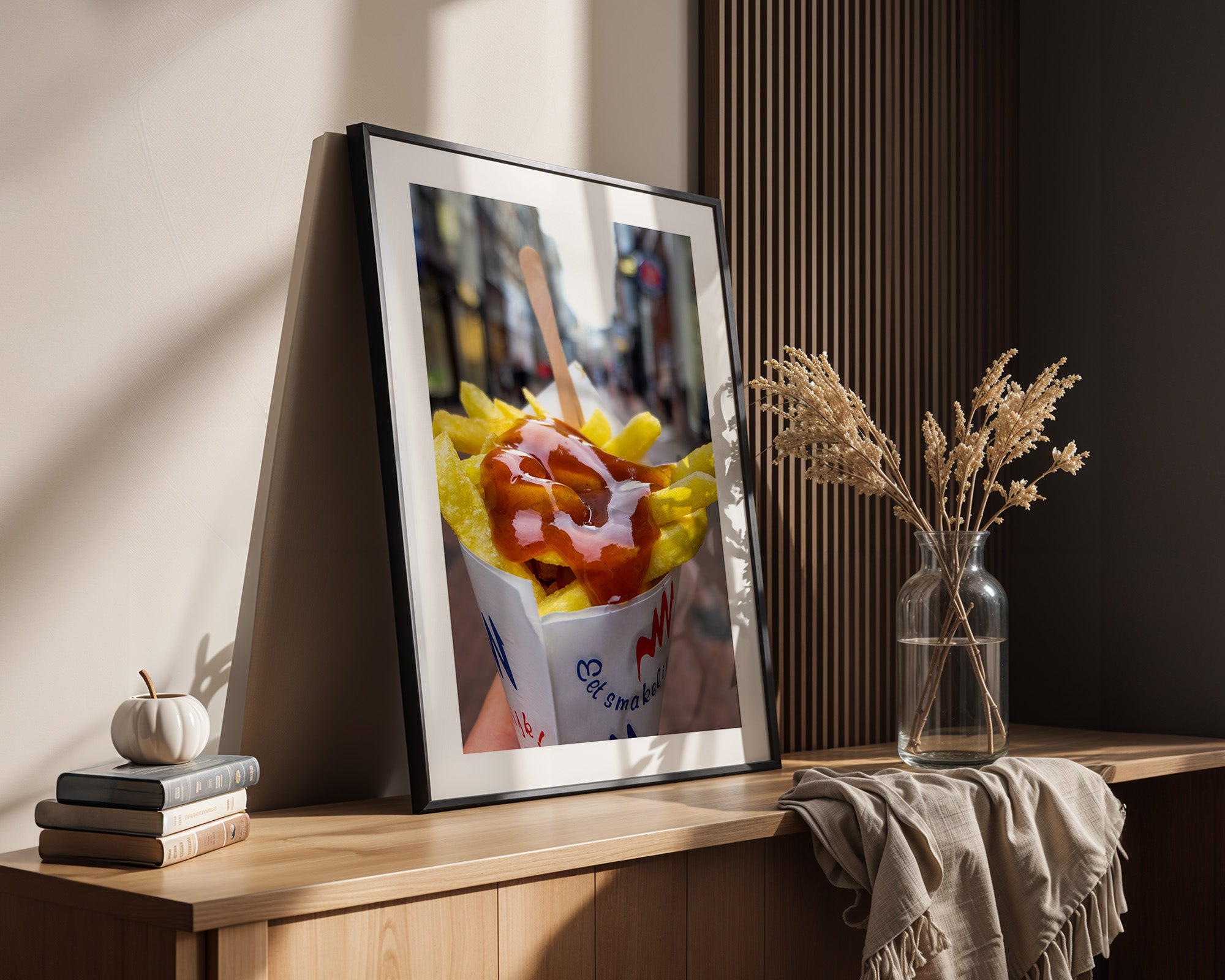 Pommes Currywurst Sauce Nahaufnahme