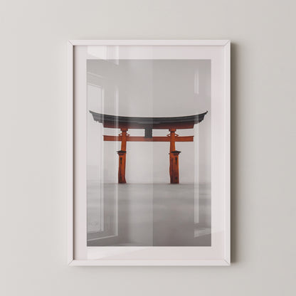 Torii im Nebel Meer
