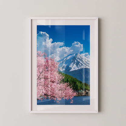 Kirschblüten Berglandscape