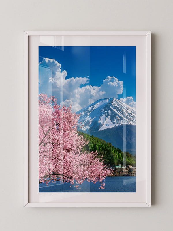 Kirschblüten Berglandscape