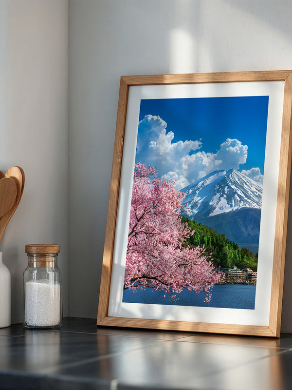 Kirschblüten Berglandscape