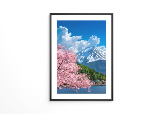 Kirschblüten Berglandscape