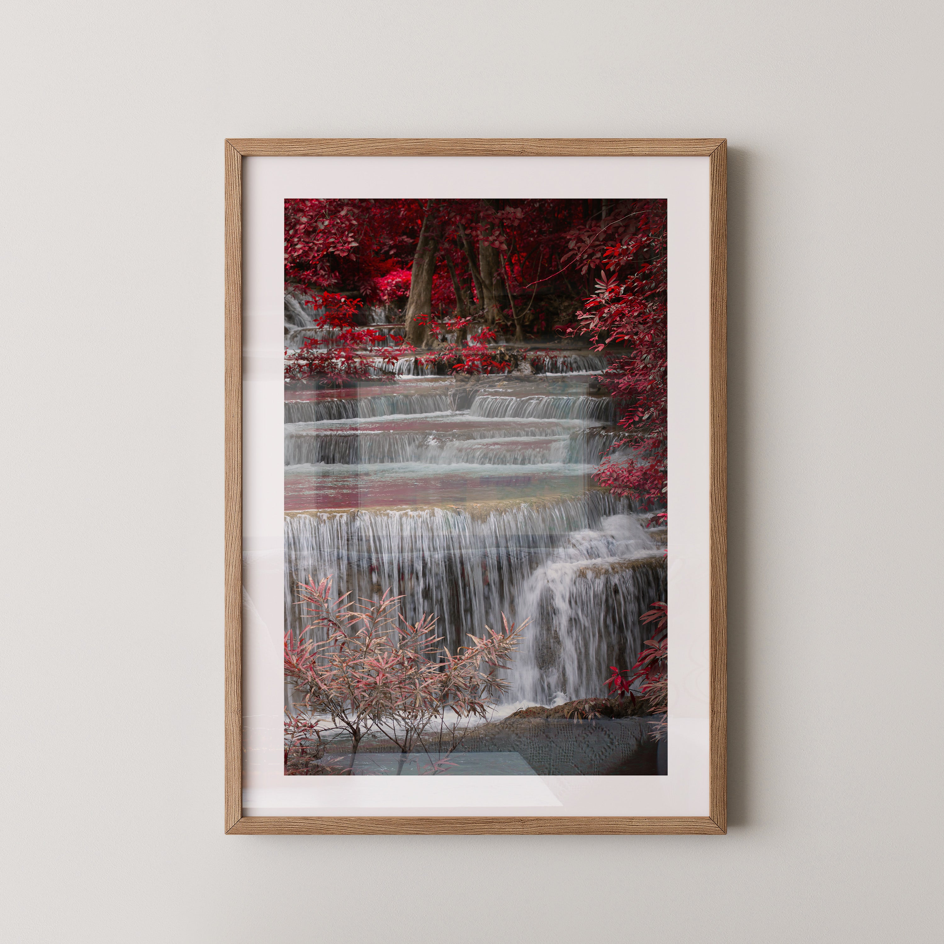 Wasserfall Rote Blätter