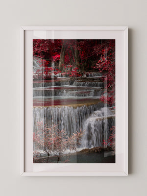 Wasserfall Rote Blätter