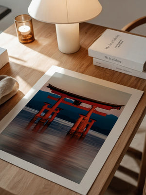 Torii rote Spiegelung