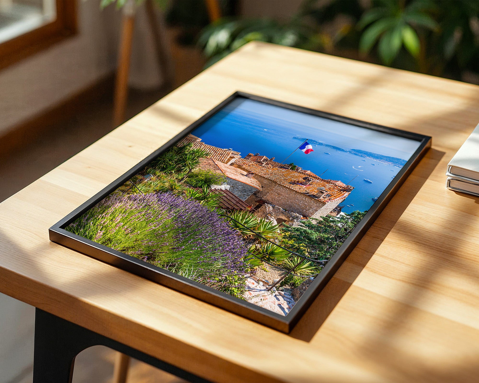 Mittelmeer Dorf Lavendelfelder