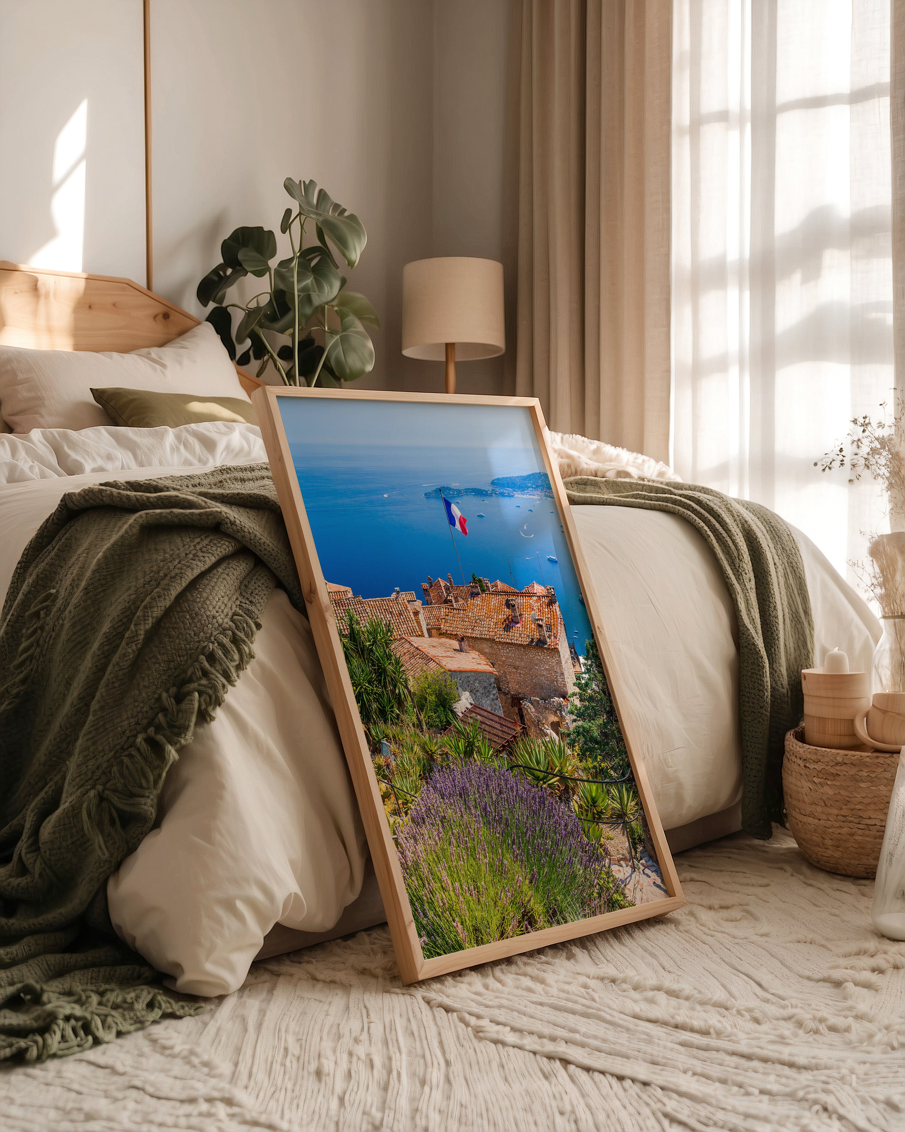 Mittelmeer Dorf Lavendelfelder