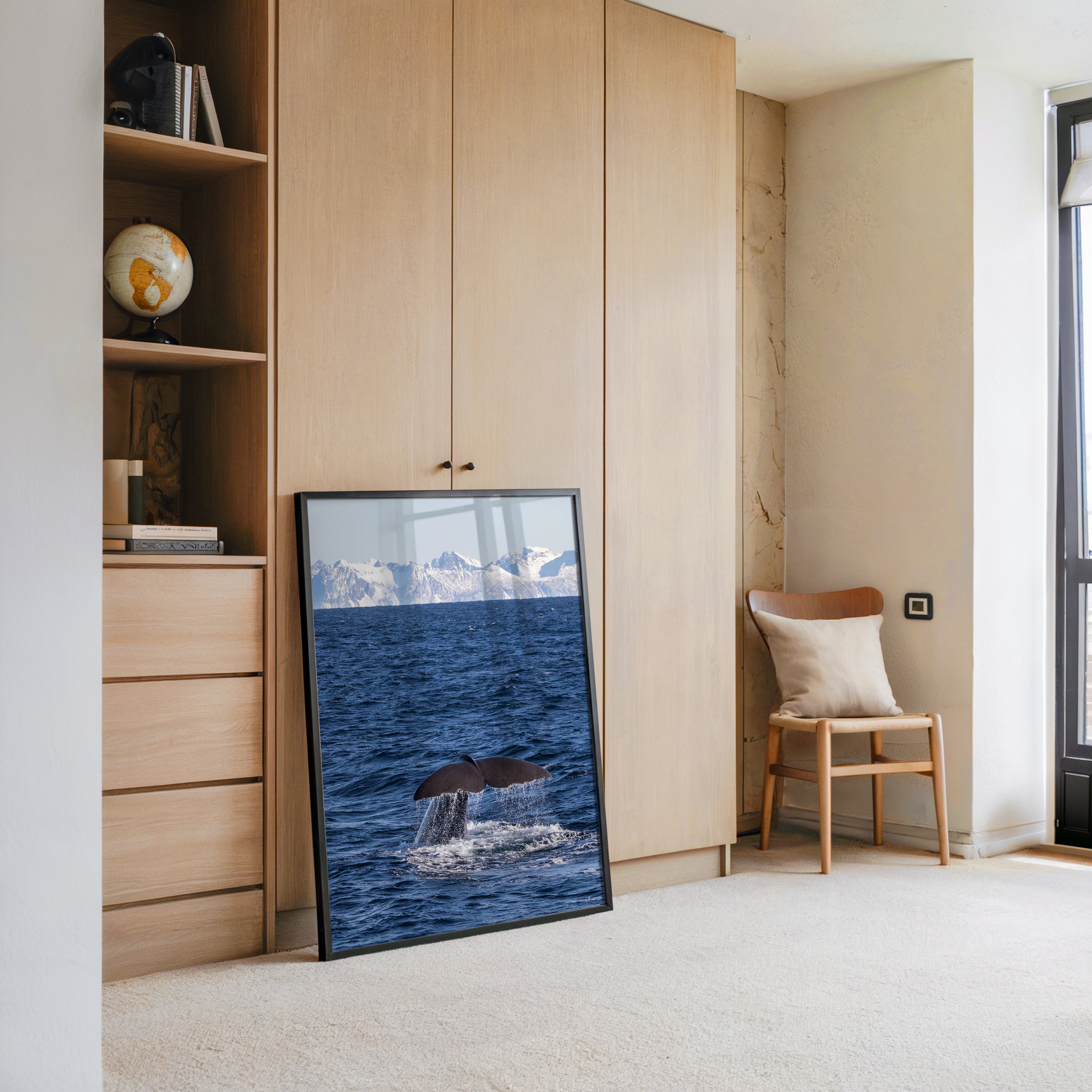 Walflosse Ozean Berge