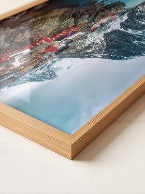 Fjorddorf Rot Winterpanorama