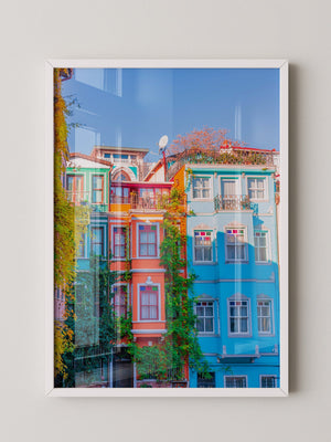 Bunte Häuserfassaden Kletterpflanzen