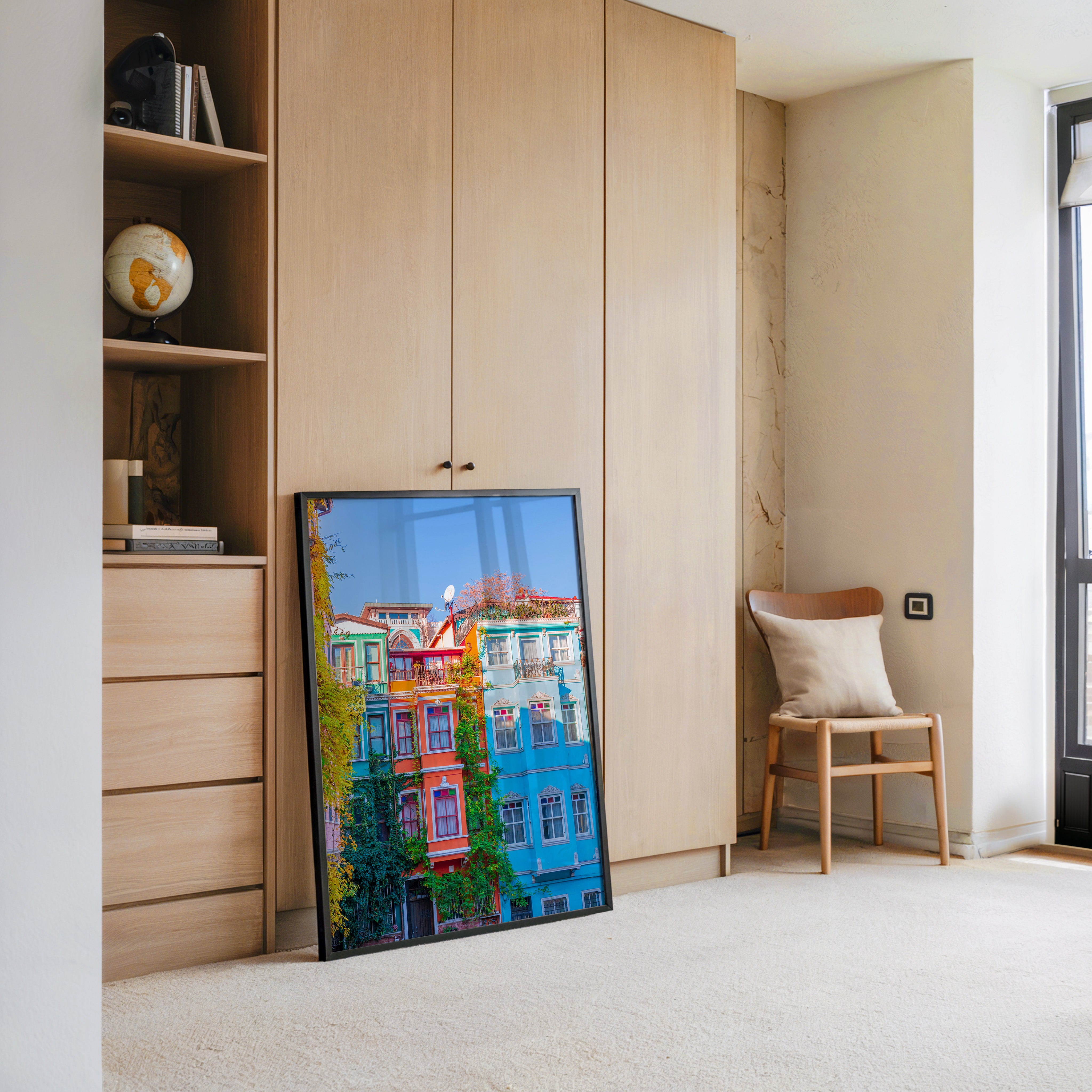 Bunte Häuserfassaden Kletterpflanzen