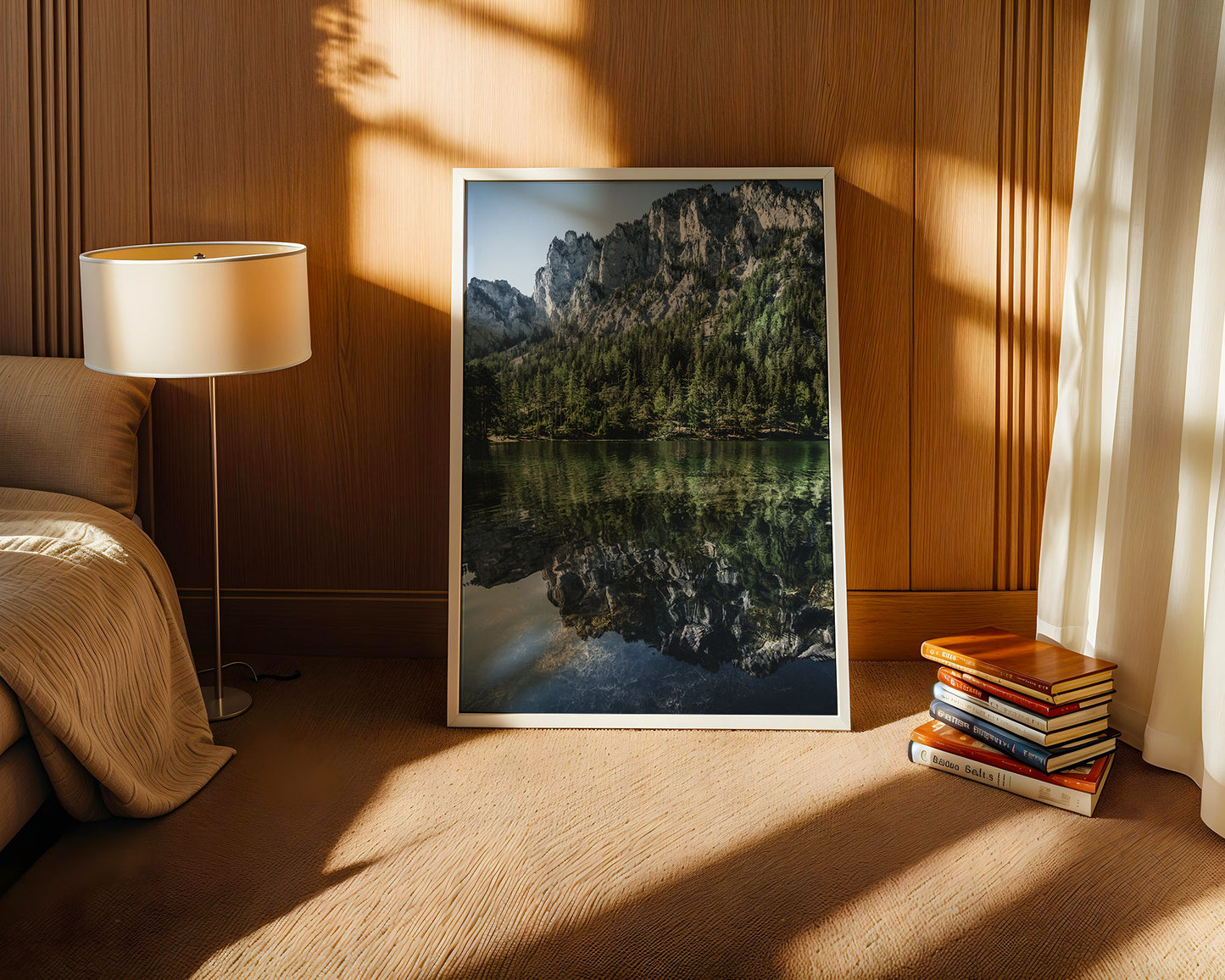 Bergsee Spiegelung alpines Grün