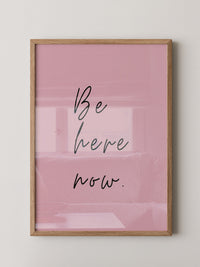 Schriftzug Rosa Minimalistisch