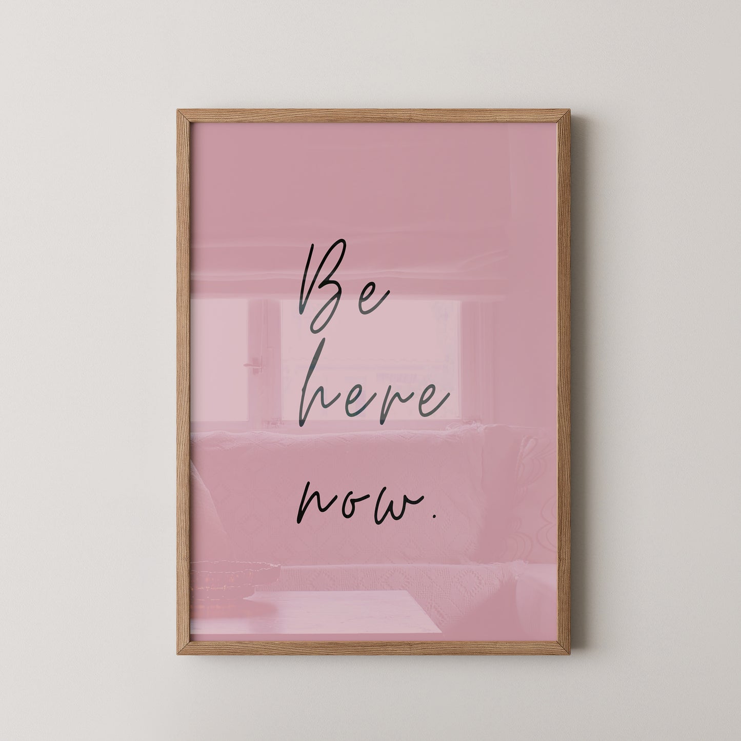 Schriftzug Rosa Minimalistisch