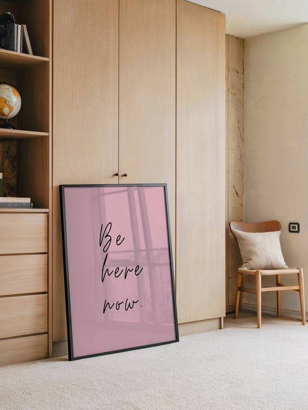 Schriftzug Rosa Minimalistisch