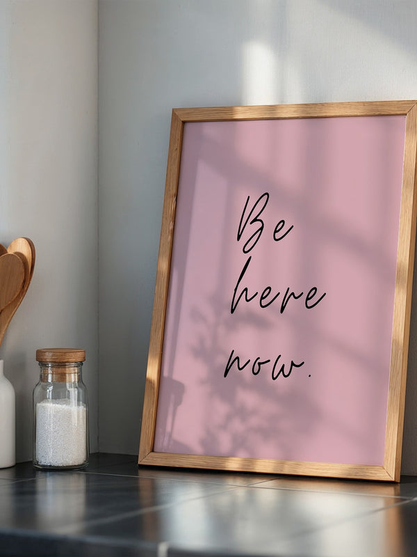 Schriftzug Rosa Minimalistisch