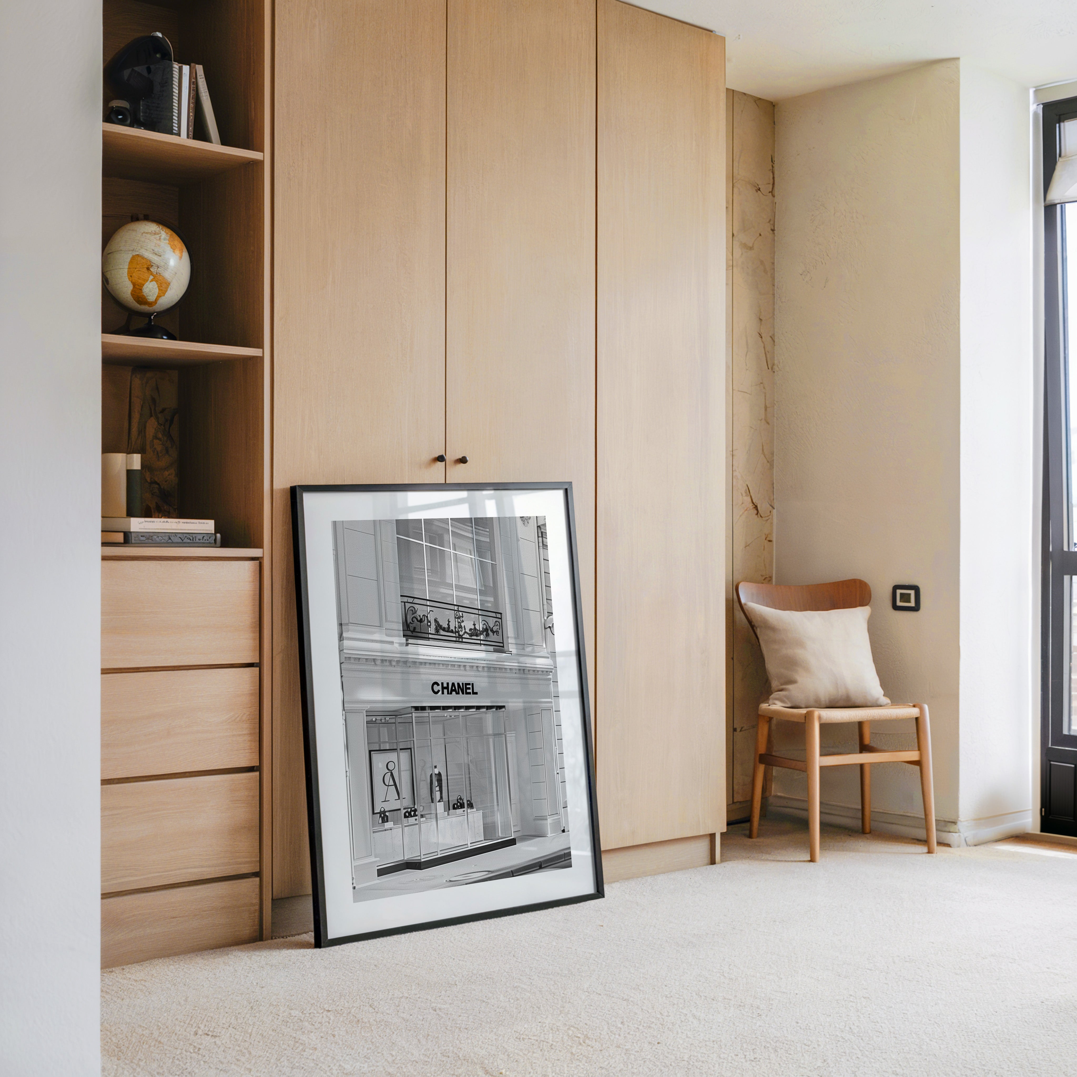 Chanel Ladenfassade Schwarzweiß