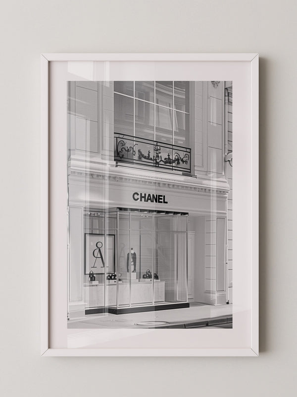 Chanel Ladenfassade Schwarzweiß