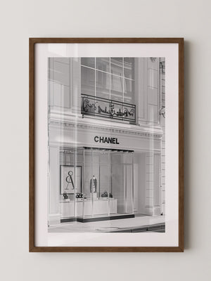 Chanel Ladenfassade Schwarzweiß