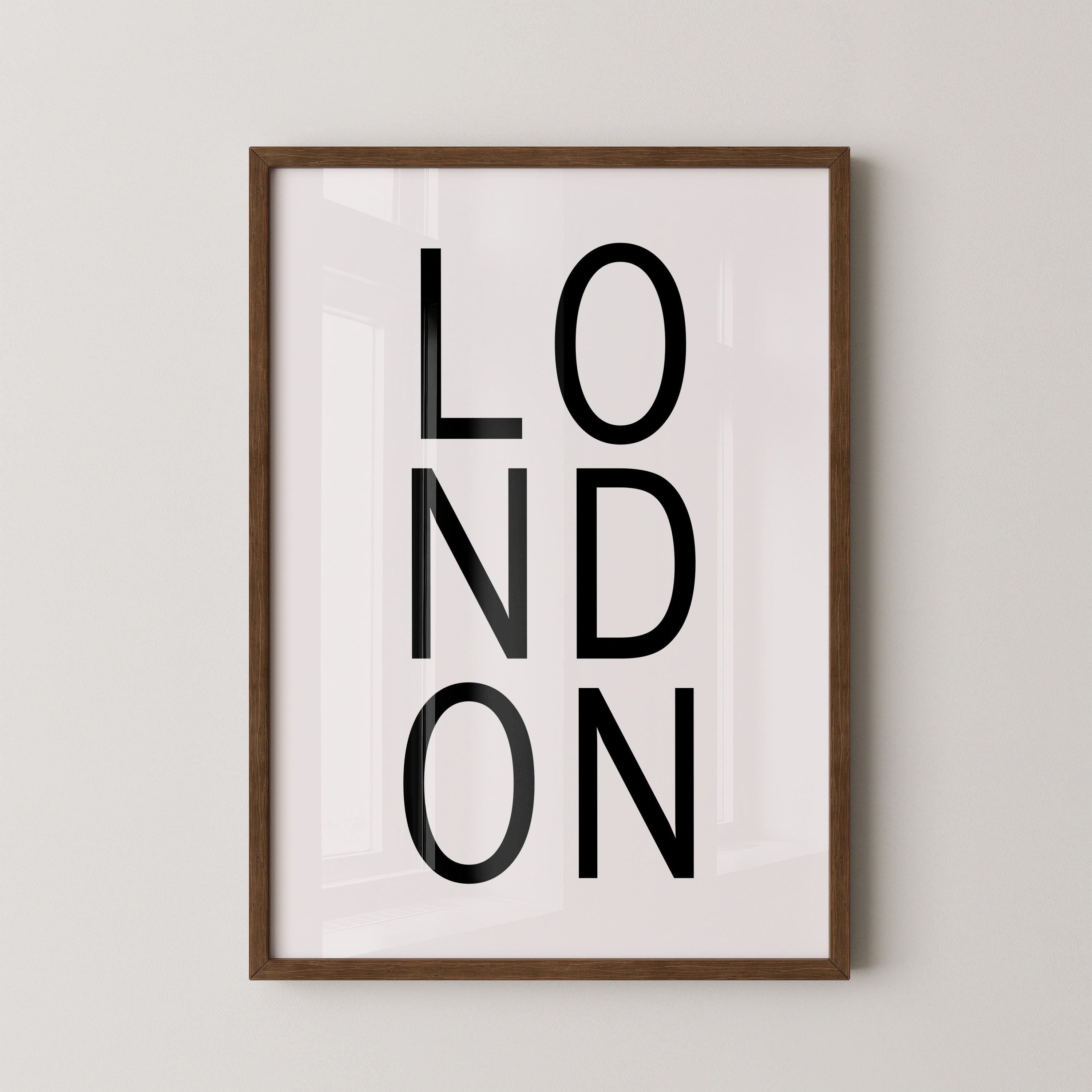 LONDON Schrift vertikal schwarz