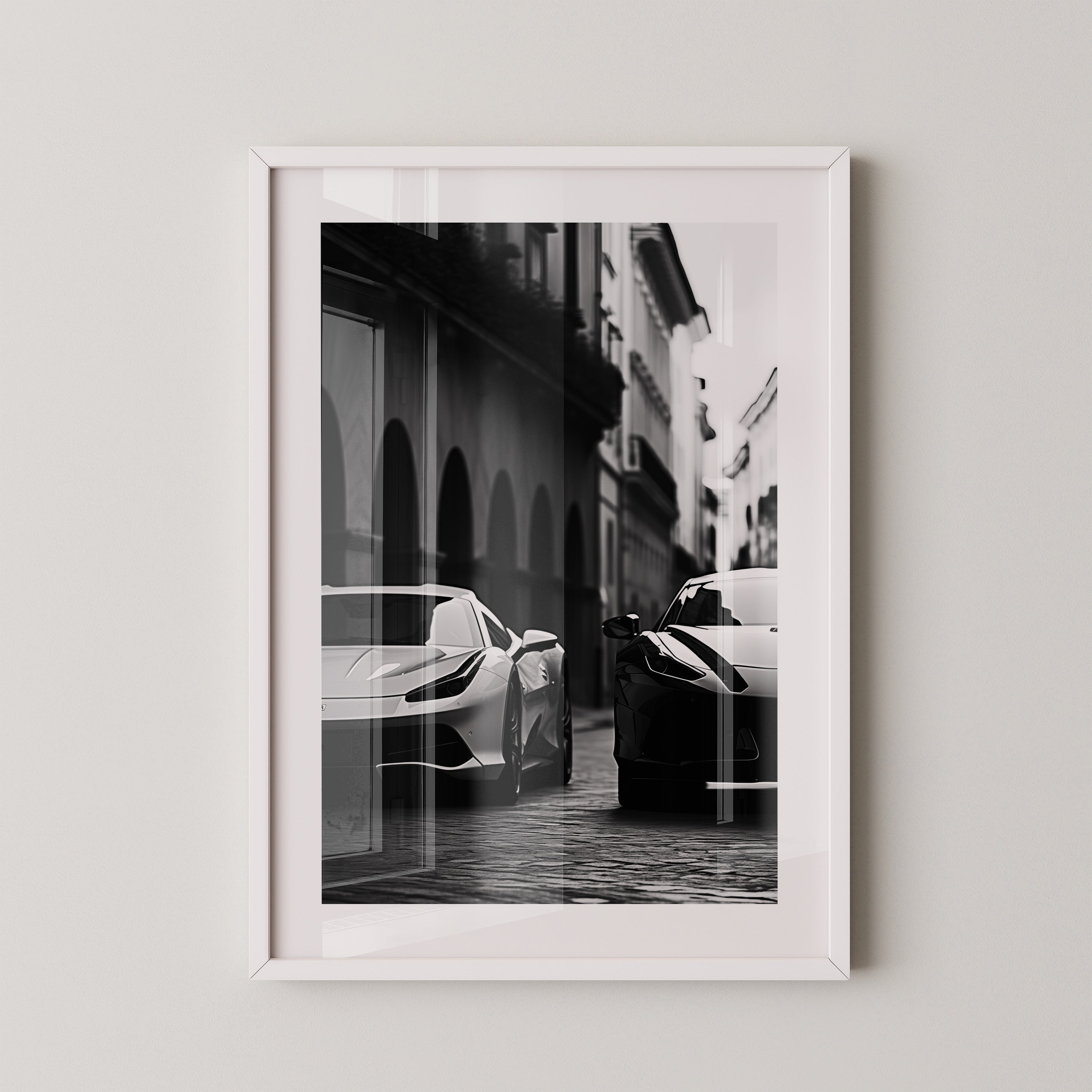 Zwei Sportwagen Gasse Schwarzweiß