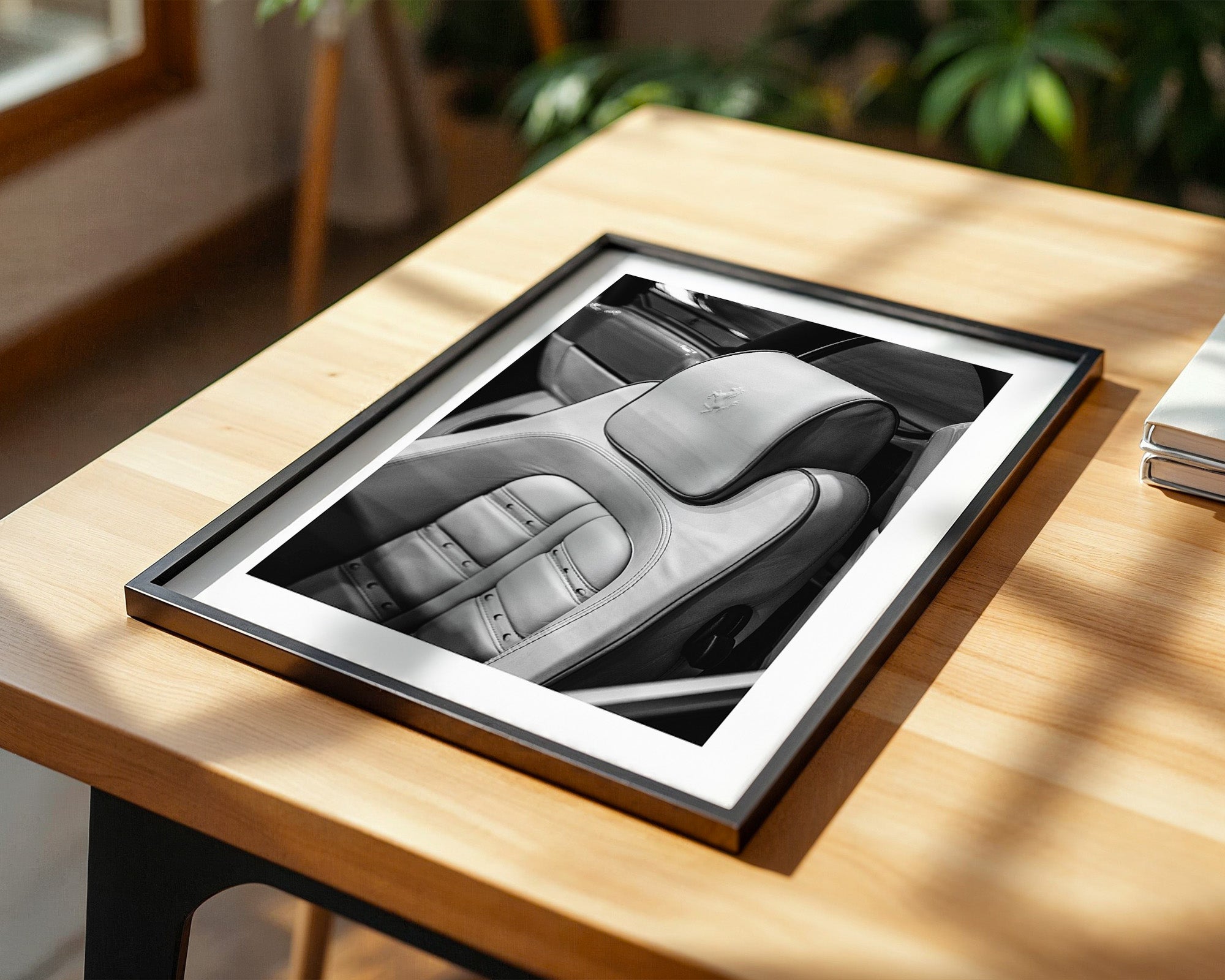 Sportwagen Ledersitz Schwarzweiß