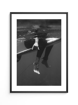 Surfer Beine Unterwasser S/W