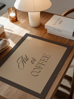 Kaffee Schrift diagonale Typografie