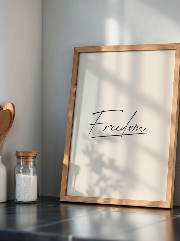 Freedom Schrift Schwarz Beige