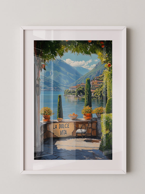 Italienisches Seepanorama lebendig