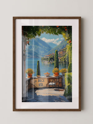 Italienisches Seepanorama lebendig